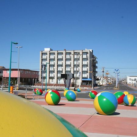 Newport Beach Resort Wildwood Buitenkant foto